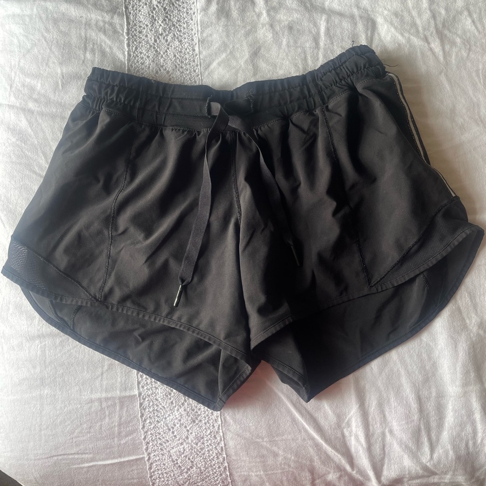 Lululemon hotty hot shorts